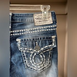 Big Star distressed 28L